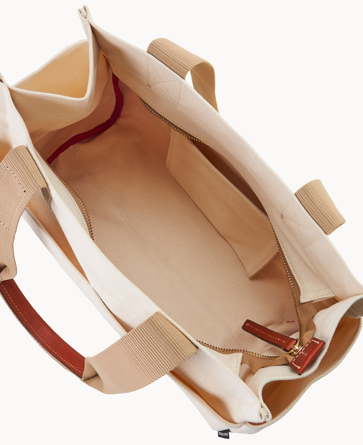 B2579G_CNNAPATNCOWB_ALT2